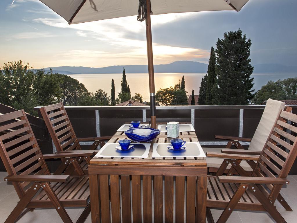 Apartments Petra Njivice Dış mekan fotoğraf