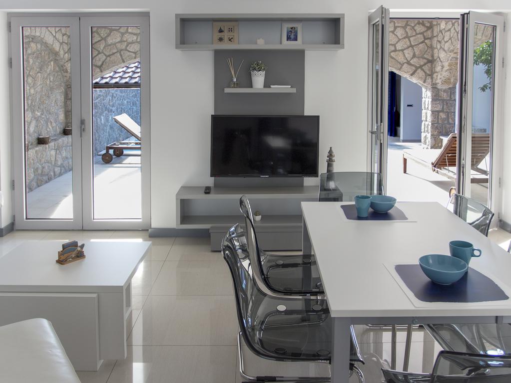 Apartments Petra Njivice Dış mekan fotoğraf