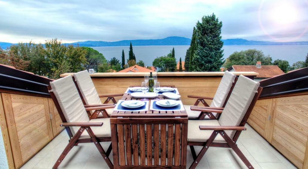 Apartments Petra Njivice Dış mekan fotoğraf